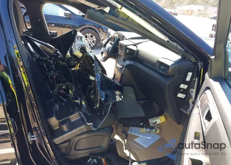 2023 Ford Police Interceptor from USA, damaged, VIN 1FM5K8AC3PGC19751